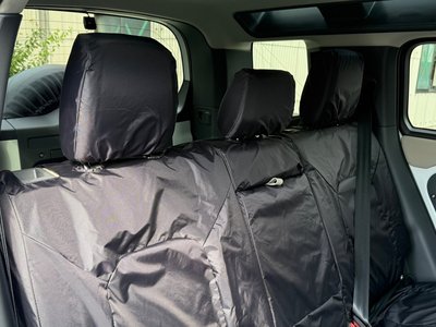 LAND ROVER DEFENDER 110 S D300 - 8