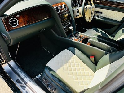 2017 Bentley FLYING SPUR — миниатюра 39