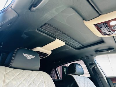 2017 Bentley FLYING SPUR — миниатюра 30
