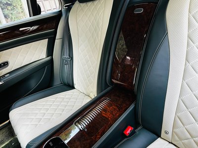 2017 Bentley FLYING SPUR — миниатюра 56