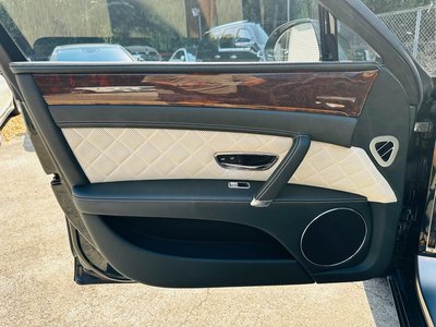 2017 Bentley FLYING SPUR — миниатюра 42