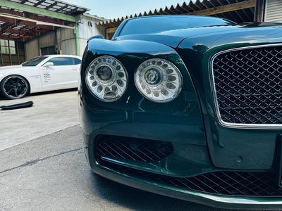 2017 Bentley FLYING SPUR — миниатюра 65