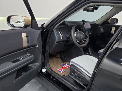 2026 MINI COOPER S COUNTRYMAN — миниатюра 13