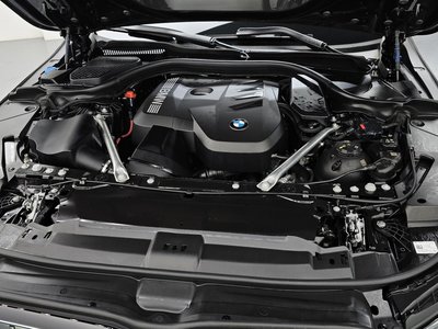 2025 BMW 5 SERIES — фото 7