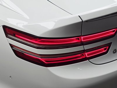 GENESIS G80 (RG3) - 10