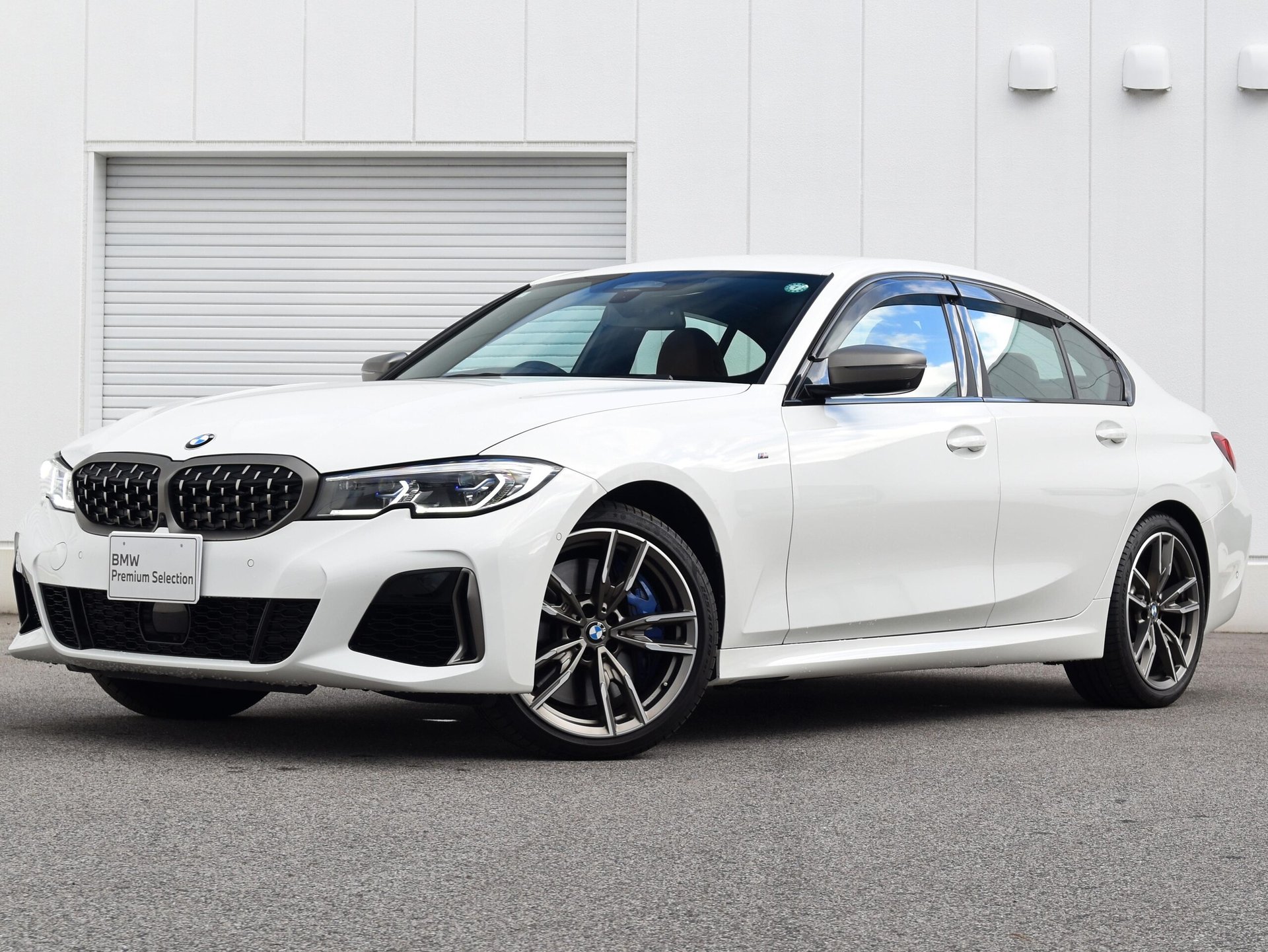 BMW 3 SERIES - View 1