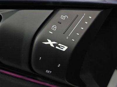2025 BMW X3 — миниатюра 22
