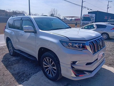 TOYOTA LAND CRUISER PRADO - 1