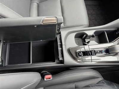 صورة مصغرة 24 لـ 2024 Toyota CROWN CROSSOVER