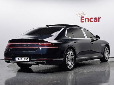 صورة 3 لـ 2022 Genesis G90 (RS4)