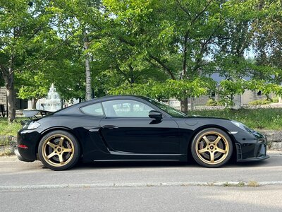 PORSCHE 718 CAYMAN - 2