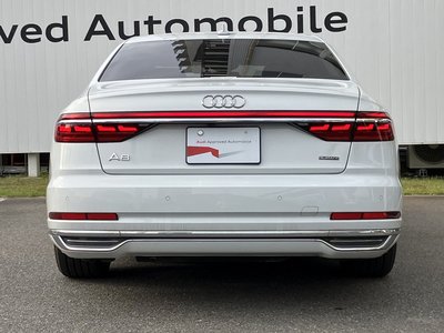 AUDI A8 - 8