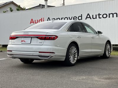AUDI A8 - 6