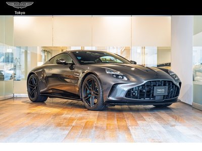 ASTON MARTIN VANTAGE - 1
