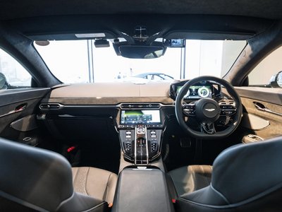 ASTON MARTIN VANTAGE - 2