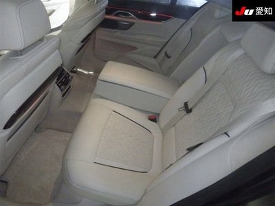 صورة 4 لـ 2020 BMW 7 SERIES