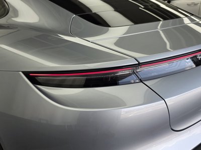 2023 Porsche TAYCAN 照片 10