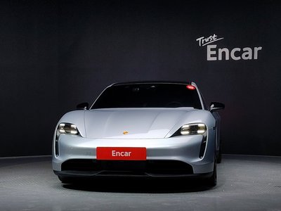 2023 Porsche TAYCAN 照片 2