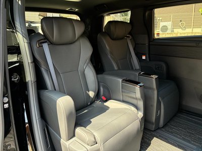 2025 Toyota ALPHARD 缩略图 16