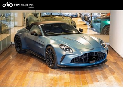 ASTON MARTIN V8 VANTAGE ROADSTER - 2
