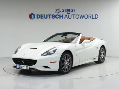 FERRARI CALIFORNIA - 1