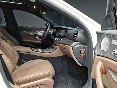 MERCEDES-BENZ E-CLASS - 10