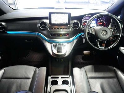 صورة 2 لـ 2020 Mercedes-BENZ V-CLASS