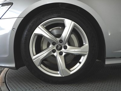 AUDI A6 AVANT - 8