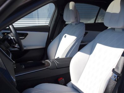 MERCEDES-BENZ E-CLASS - 10