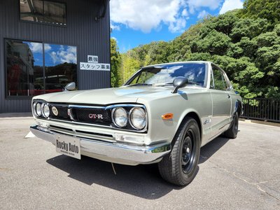 NISSAN SKYLINE GT-R
