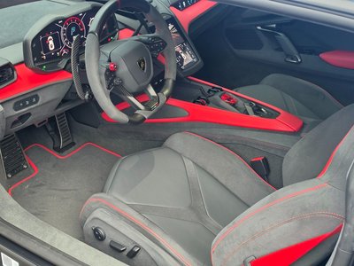 2025 Lamborghini REVUELTO 照片 4