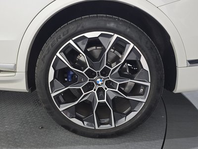BMW X7 - 8