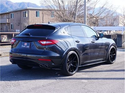 MASERATI LEVANTE - 8