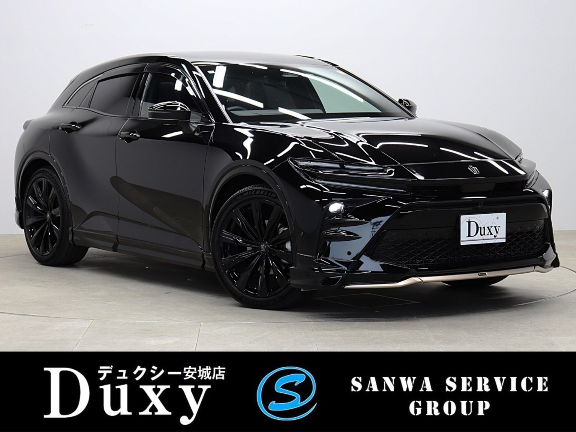 TOYOTA CROWN SPORT - View 1