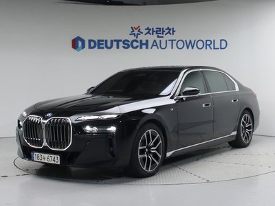 BMW 7 SERIES