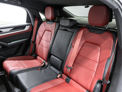 2023 Porsche CAYENNE — миниатюра 17