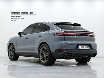 صورة 4 لـ 2023 Porsche CAYENNE
