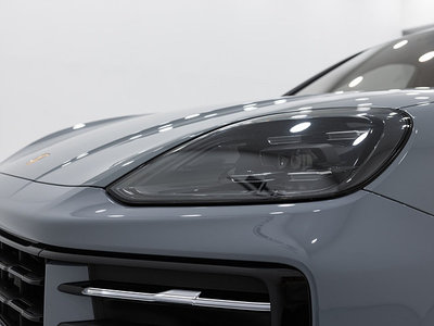 2023 Porsche CAYENNE — миниатюра 11