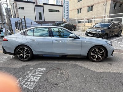 صورة 6 لـ 2024 BMW 5 SERIES