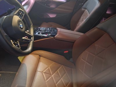 صورة مصغرة 11 لـ 2024 BMW 5 SERIES