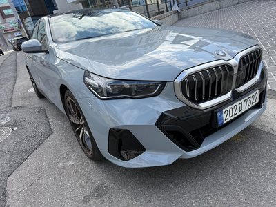 صورة 7 لـ 2024 BMW 5 SERIES