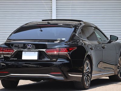 LEXUS LS - 9