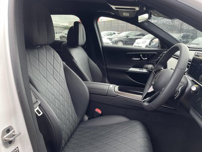 MERCEDES-BENZ E-CLASS - 4