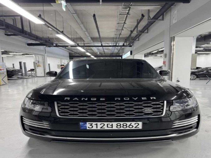 LAND ROVER RANGE ROVER - View 1