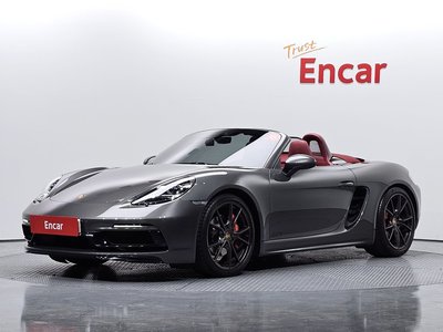 PORSCHE 718 BOXSTER