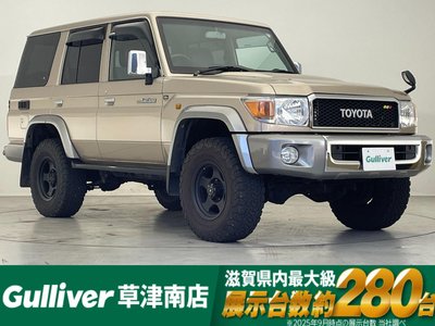TOYOTA LAND CRUISER 70 - 1