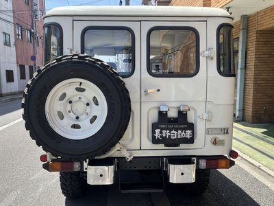 TOYOTA LAND CRUISER - 7