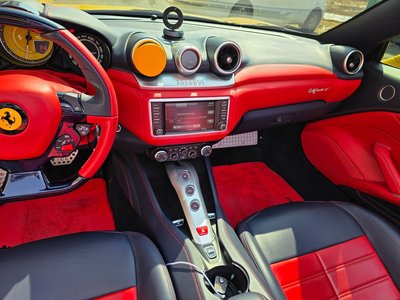 FERRARI CALIFORNIA - 9