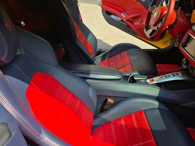 FERRARI CALIFORNIA - 10