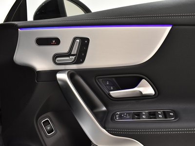 MERCEDES-BENZ CLA - 7